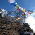 Ama Dablam puja (photo: Justin Merle) Ama Dablam puja (photo: Justin Merle)