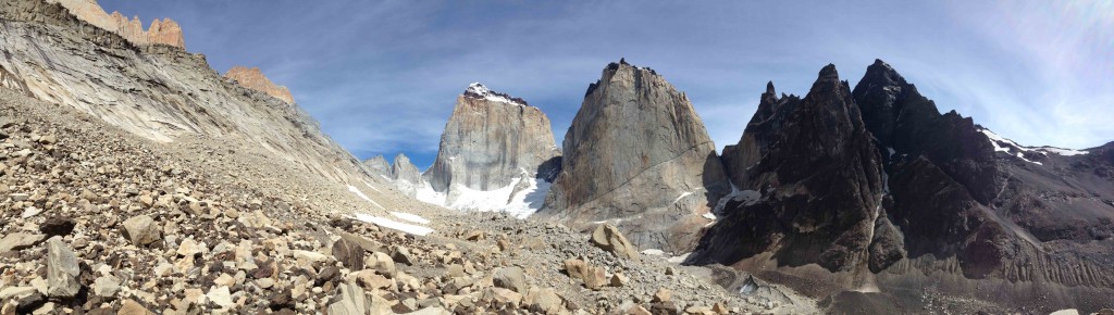 A panorama of the Silence Valley with La Fortaleza in the middle-left and El Escudo in the middle-right. (Tye Chapman)