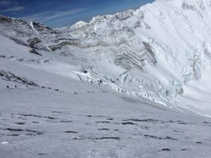 Looking down from the Geneva Spur to the Yellow Band and Camp 3 (Phunuru Sherpa)