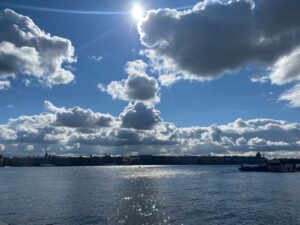 Beautiful Day in St Petersburg (Sasha Sak)