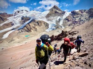 Looking good as the team approaches Camp Canada on Aconcagua (Nickel Wood)