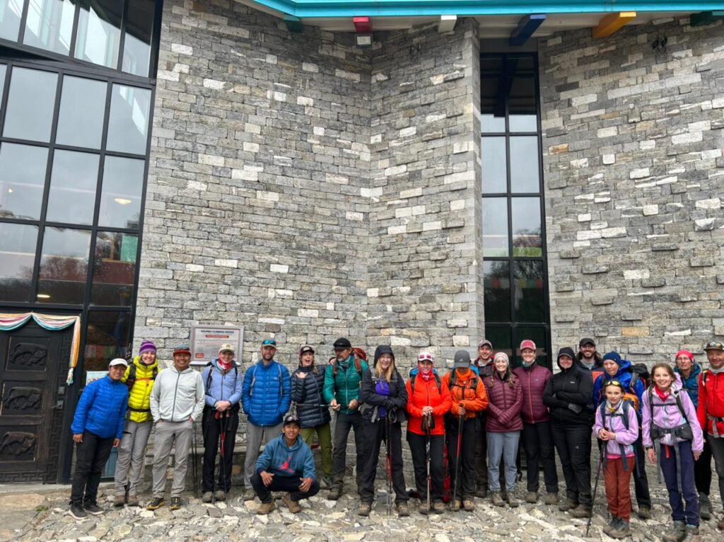 Team 1 in front of KCC Training Center in Phortse (Phunuru Sherpa)