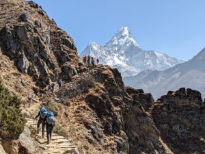 Trekking to Phortse with Ama Dablam (Justin Merle)